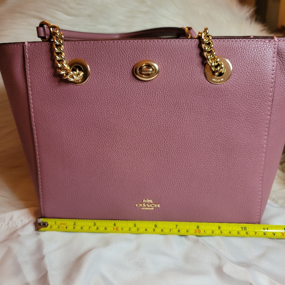 Coach turnlock chain tote - Picture 8 of 9